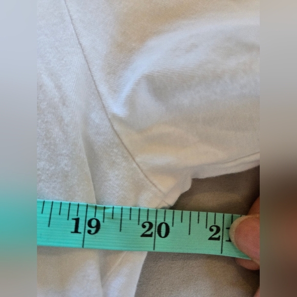 Calvin Klein | Men's Vertical Logo Classic Crewneck T-Shirt, Size XS - Picture 7 of 7